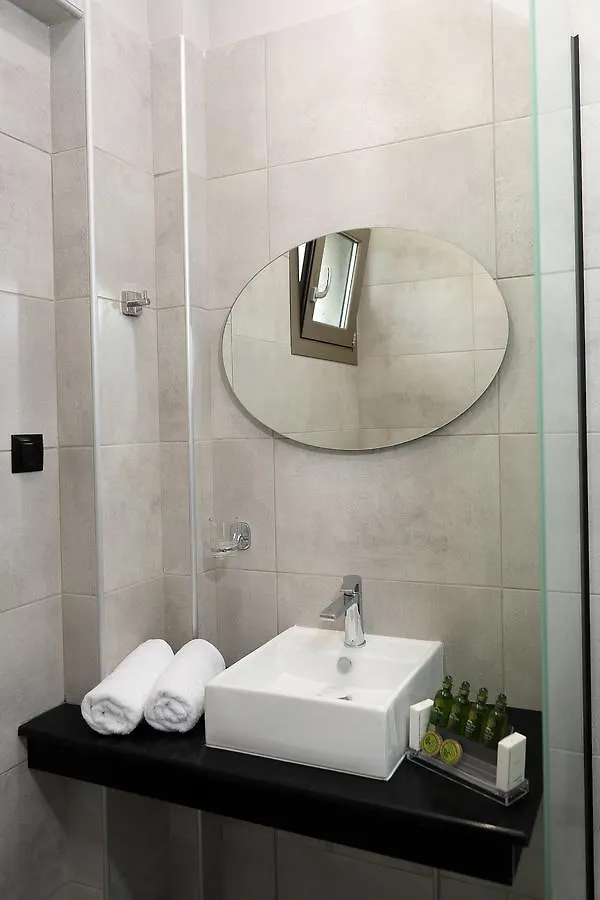 Kallini Apartments Σταυρός