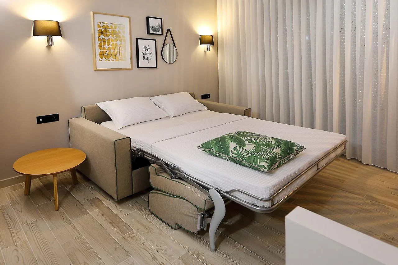Kallini Apartments Σταυρός